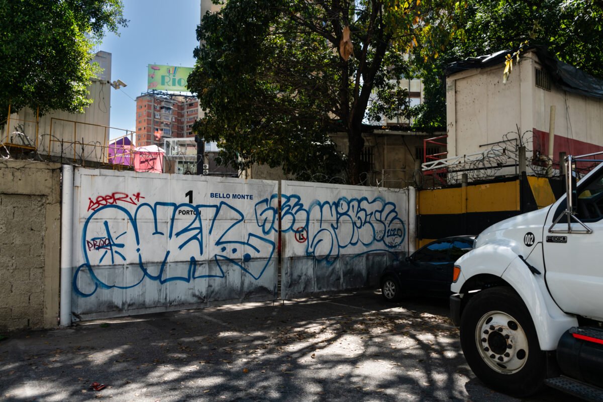 Caracas sobre el asfalto (I): las obras inconclusas del sistema Metro
