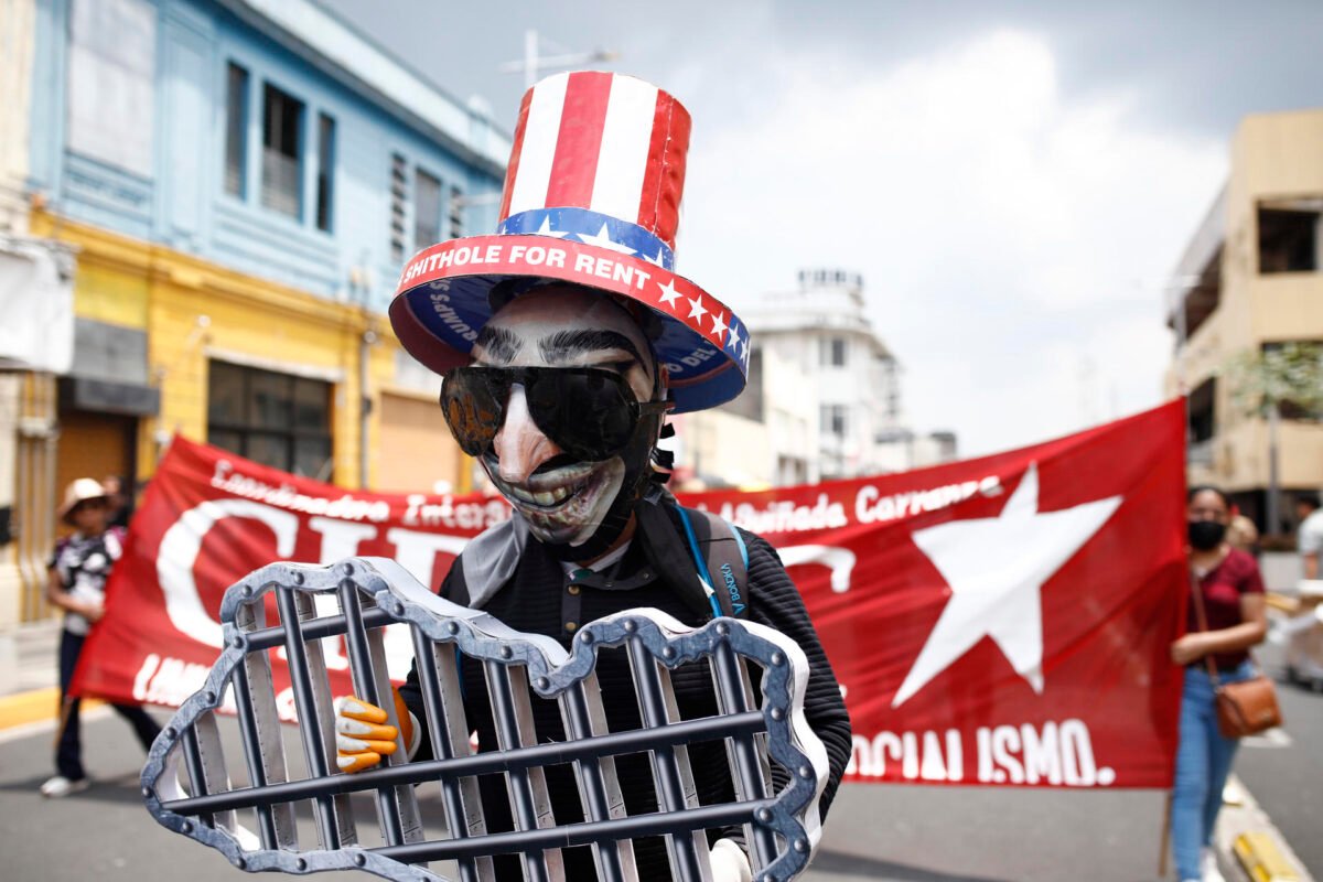 Las imágenes de las protestas por el Día del Trabajador en Latinoamérica