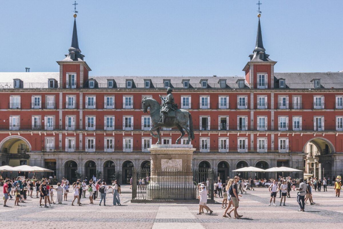 Top 10 de las mejores ciudades del mundo para conocer caminando en 2025