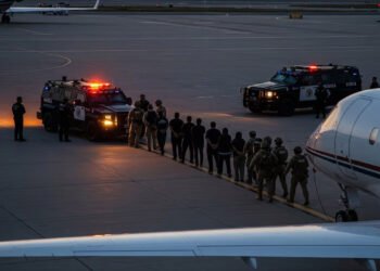 México extradita a Estados Unidos a otros 26 narcos bajo la promesa de que no se les impondrá la pena de muerte