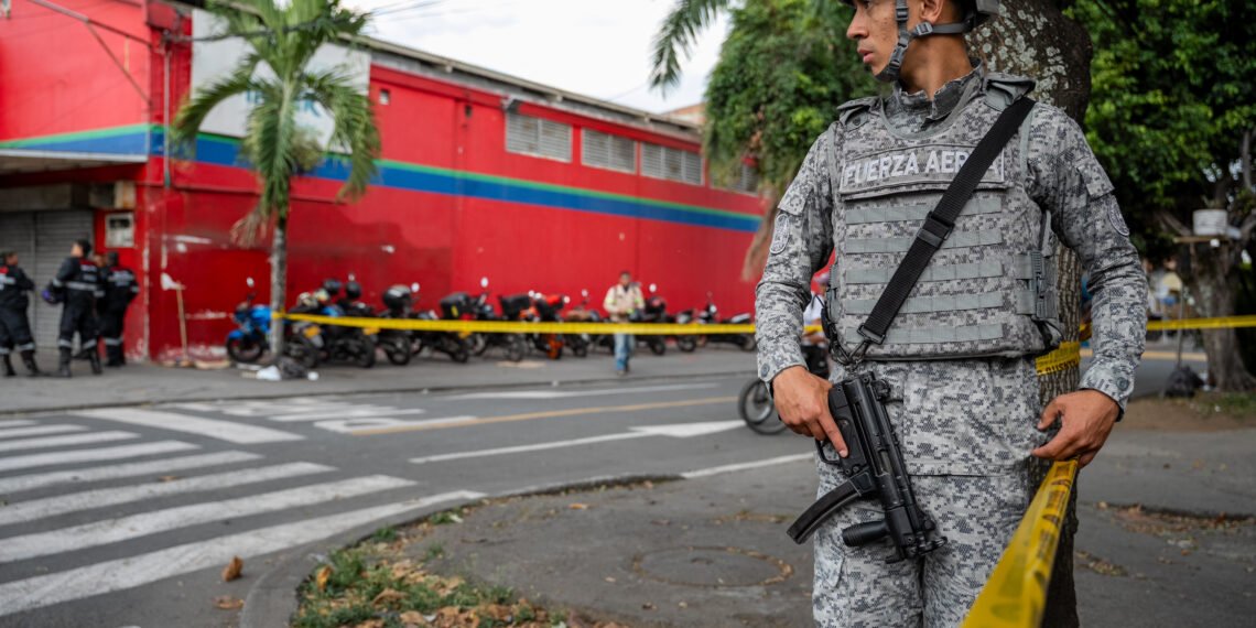 “Se nos metió la guerra hasta la sala de la casa”: el terrorismo golpea a Cali y llena de dolor a Colombia