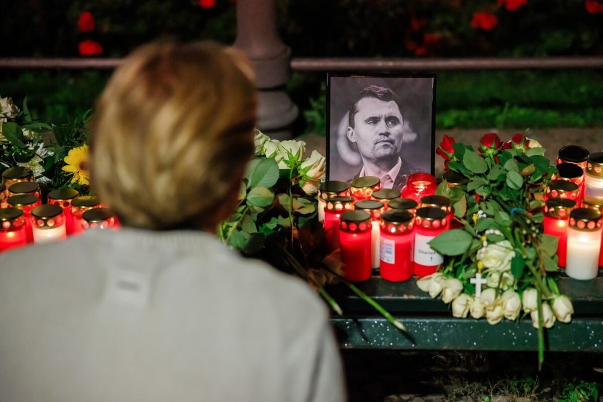 ¿Un video muestra la detención del presunto asesino del activista político Charlie Kirk en EE UU?