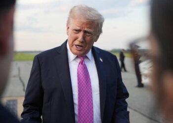 Trump deja abierta posibilidad de nuevas acciones contra el régimen de Maduro: «Veremos qué sucede»