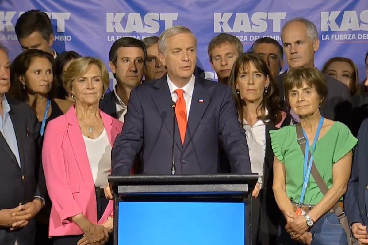 Chile irá a segunda vuelta electoral entre la izquierdista Jeannette Jara y ultraderechista José Antonio Kast