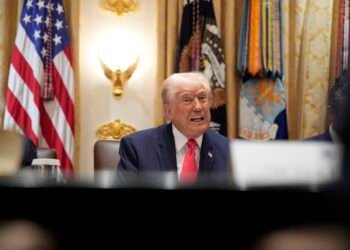 Trump aseveró que los ataques en territorio venezolano comenzarán «muy pronto» (VIDEO)