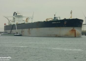 «Persecución activa»: El petrolero sancionado Bella 1 evadió a la Guardia Costera de EEUU y se dio a la fuga