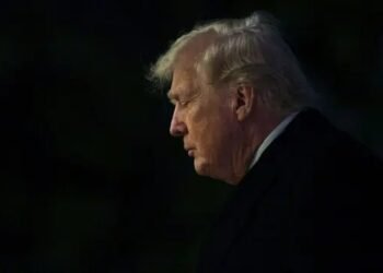 Trump busca que cualquier acción militar en Irán sea «rápida y decisiva», según NBC